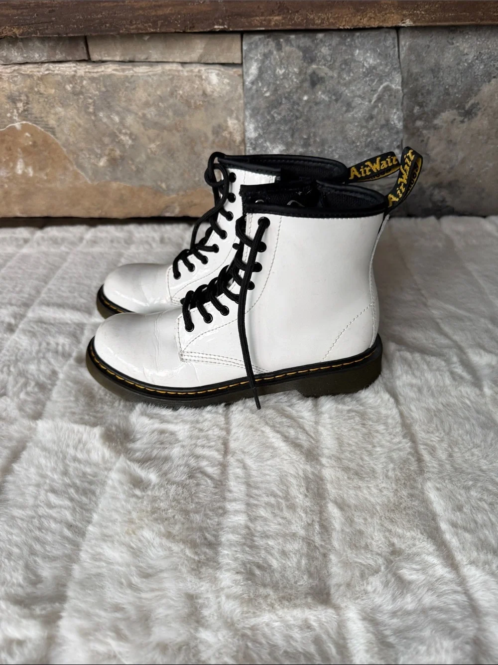Kids Dr. Martens White PLeather Lace-Up Combat Boots Size 3